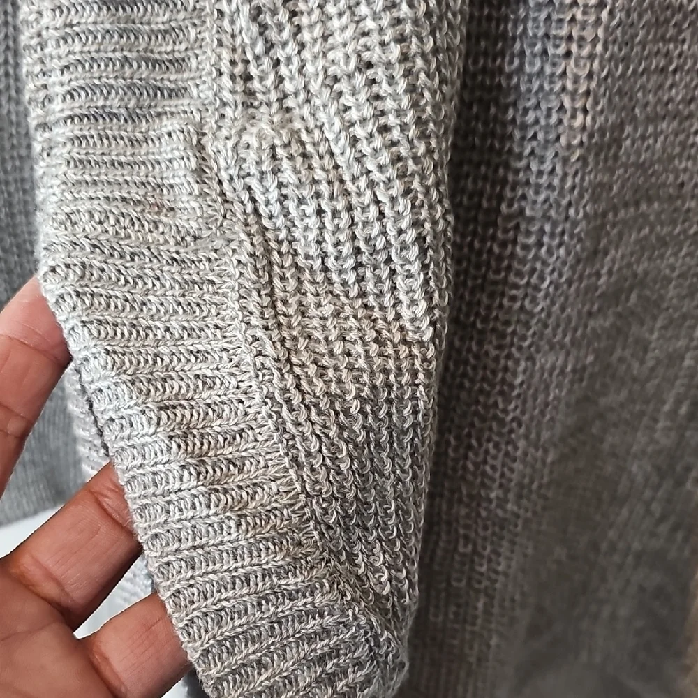 Harper Light Gray Women's Sweater‎